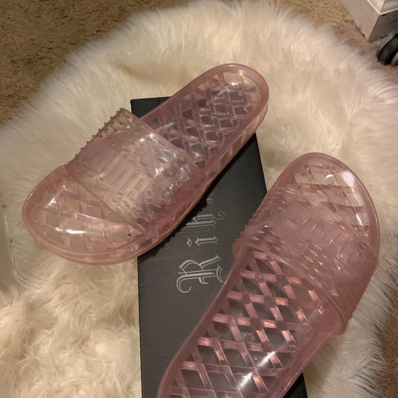 Fenty puma slides - Picture 3 of 4